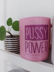 pussy power krus what the froc